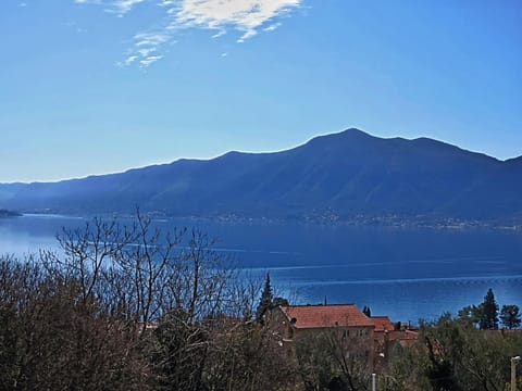 Natural landscape, Mountain view, Sea view