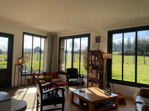 Living room, Garden view