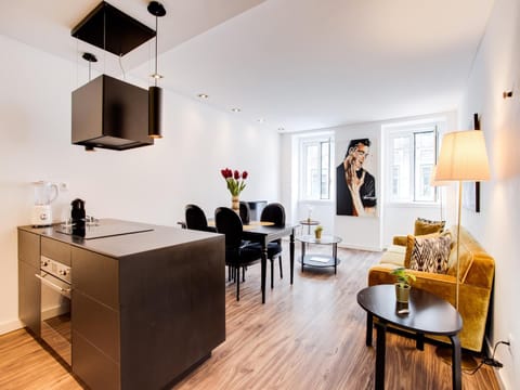 Living room, Seating area, Dining area