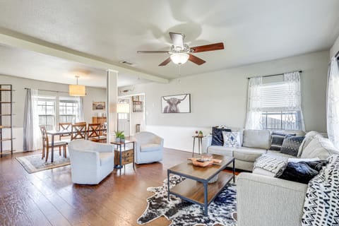 5 Mi to Belton Lake Home with Large Yard! House in Belton