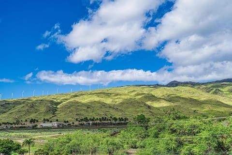 Island Sands 500, Breathtaking Ocean Views, Spacious Lanais, Renovated, Split AC House in Maalaea