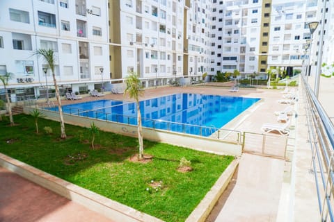 Garden, Swimming pool