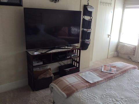 TV and multimedia, Bedroom