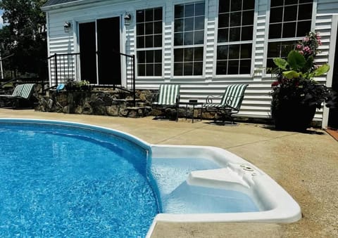 Quail Run Farm House, 15 Mins to Chattanooga House in Chattanooga