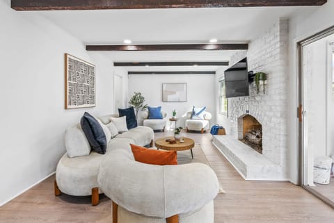 Waterview Retreat - Riverside Haven 4-2 Family House in North Charleston