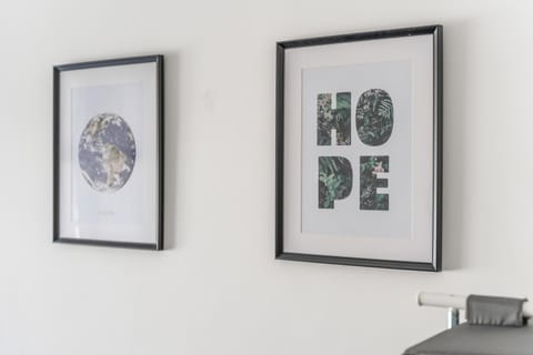 Free Parking ,Modern 4 bedrooms 10min from Birmingham city centre ideal for contractors ,Groups and Families House in Birmingham