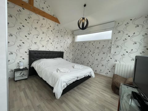 Modern and Bright home walk to beach with garage House in Berck