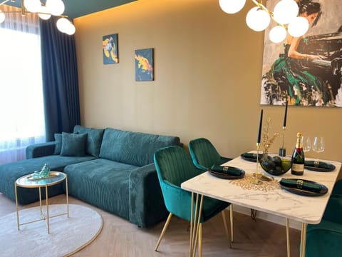 NJ Family Garden Apartment in Varna