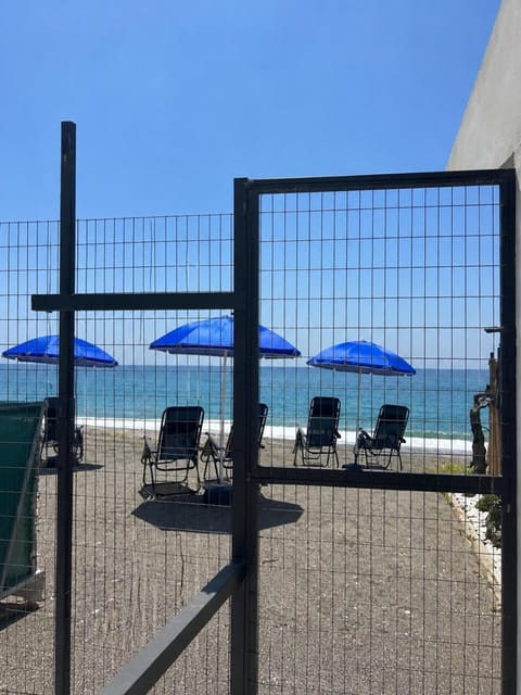Natural landscape, Beach, Sea view, pet friendly
