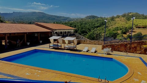 Day, Natural landscape, Mountain view, Pool view, Swimming pool, Swimming pool, sunbed