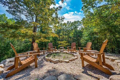 Golden Valley Retreat House in Sevier County