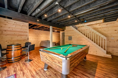 Golden Valley Retreat House in Sevier County