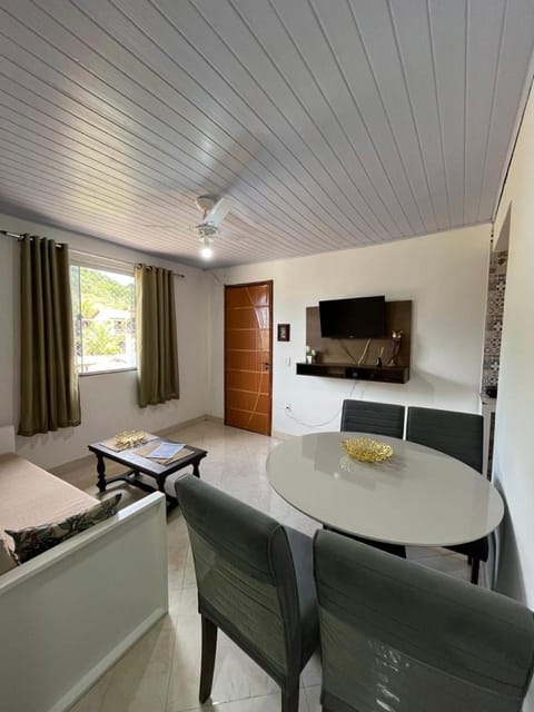 TV and multimedia, View (from property/room), Seating area, Dining area