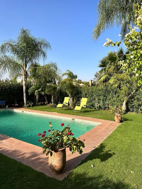 Spring, Day, Natural landscape, Garden, Garden view, Pool view, Swimming pool