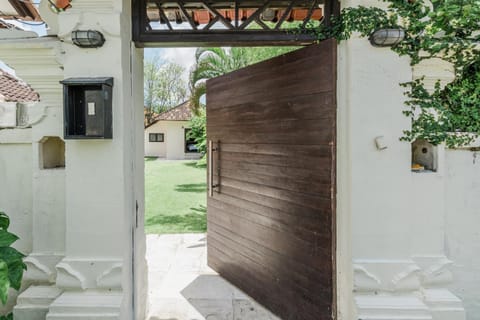 10 Bedroom Villa Vista Seminyak Villa in Kuta