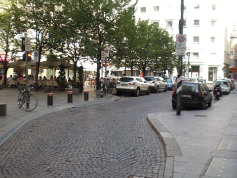 Street view, Location