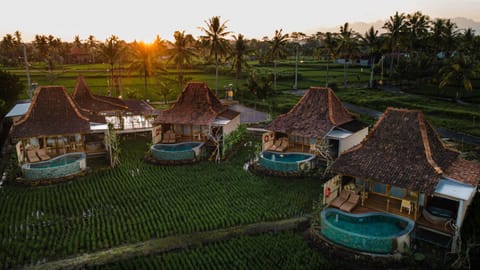 Property building, Natural landscape, View (from property/room)