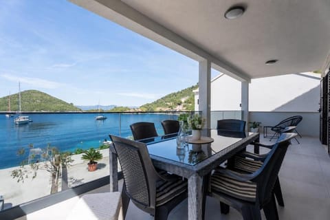 Patio, Balcony/Terrace, Dining area, Sea view