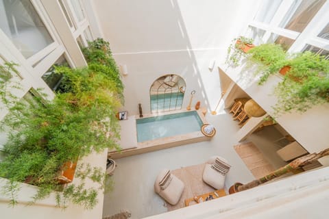 Patio, Pool view, Swimming pool