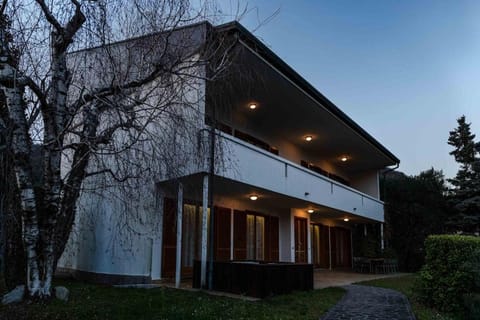 Exclusive Villa with Lake view-Private SPA Villa in Province of Lecco