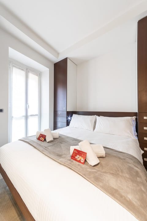 Bed, Photo of the whole room, Bedroom, towels, wardrobe