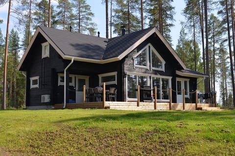 Property building, Day, Natural landscape, Summer