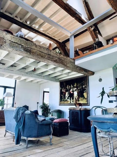 The Lofty Mystic's Lodge Vacation rental in Antwerp