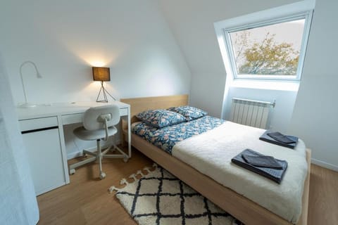 Maison de ville avec terrasse Proche métro Apartment in Rennes