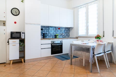 Living room, kitchen