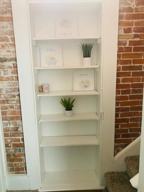 Quincy gem House in Quincy