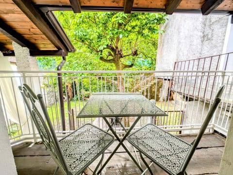 Day, View (from property/room), Balcony/Terrace, Dining area