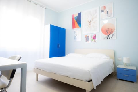 Bed, Bedroom, wardrobe