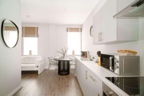 Modern Studio Apartment in Waterloo Liverpool Apartment in England