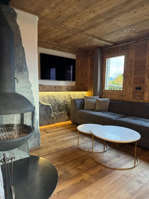 Chalet Braconnier Appartement Cerf Apartment in Montvalezan