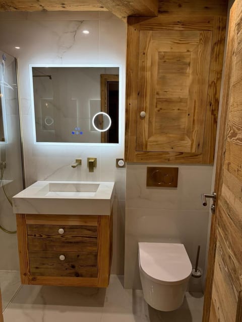 Chalet Braconnier Appartement Cervin Apartment in Montvalezan