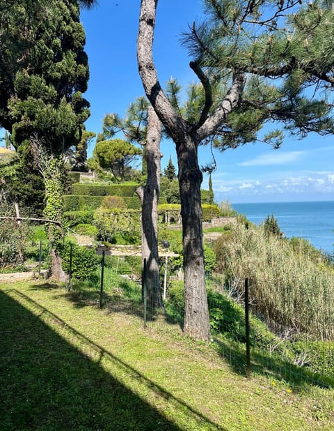 Fiesa-Piran beach house with free parking Apartment in Portorož