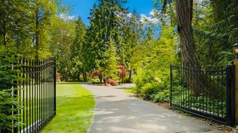 Joy House House in Woodinville
