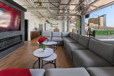 Penthouse of all Penthouses Apartment in Indianapolis