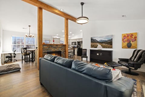 Rockrider House-MTB Trail-Pet Friendly House in Bella Vista