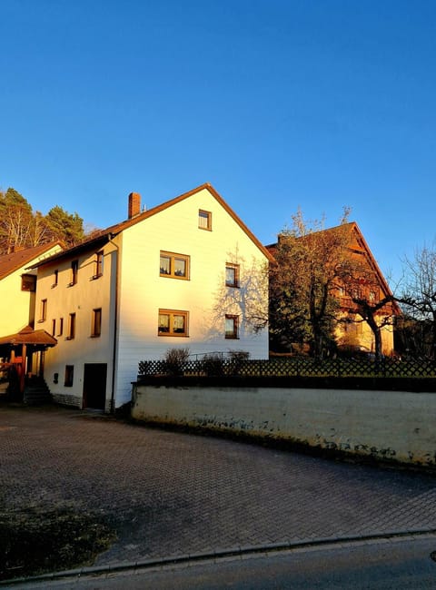 Property building, Day
