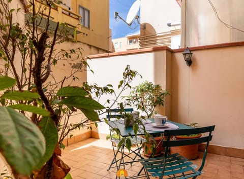 Property building, Balcony/Terrace