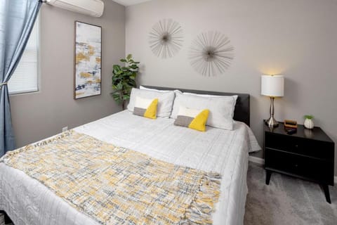 Little Rock - Stylish Downtown Apt Family Friendly House in Little Rock