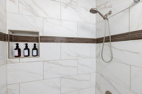 Little Rock Spot Comfy Downtown - Pet Friendly House in Little Rock