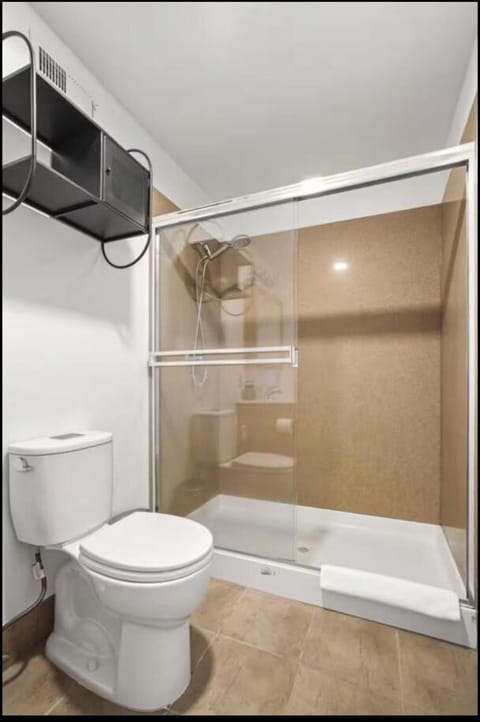 Lovely Private Quiet 2Beds 1Bath near Westlake and San Francisco downtown Apartment in Daly City