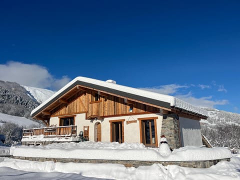 Property building, Winter, Mountain view