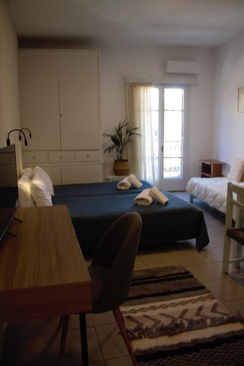 Marylee's studio Old town Rethymno standard studio Adults Only Apartment hotel in Rethymno