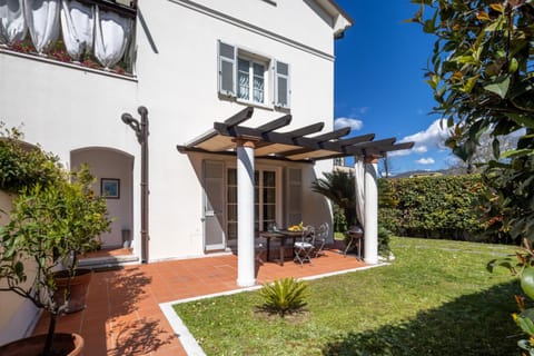 Property building, Patio, Garden, Garden