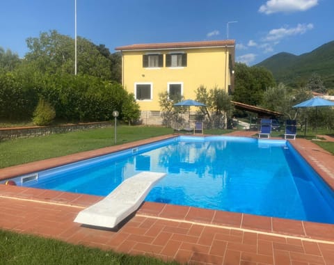Day, Mountain view, Pool view, Swimming pool, sunbed
