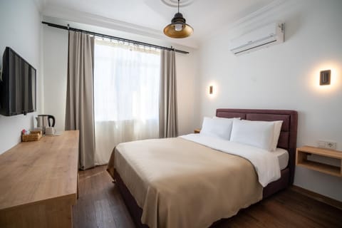 TV and multimedia, Coffee/tea facilities, Bedroom
