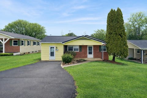 Property building, Street view